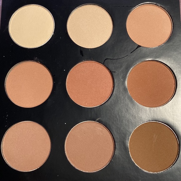 New Makeup Geek Eyeshadow Palette 9 Neutral Colors Beige, Light And Dark Brown - Picture 4 of 7